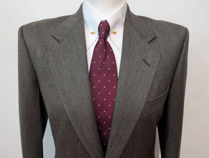 Mystérieux costume marron en flanelle de laine