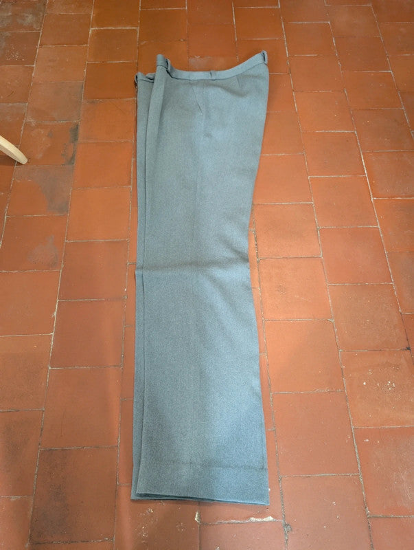 Sensationnel costume gris autrichien en laine