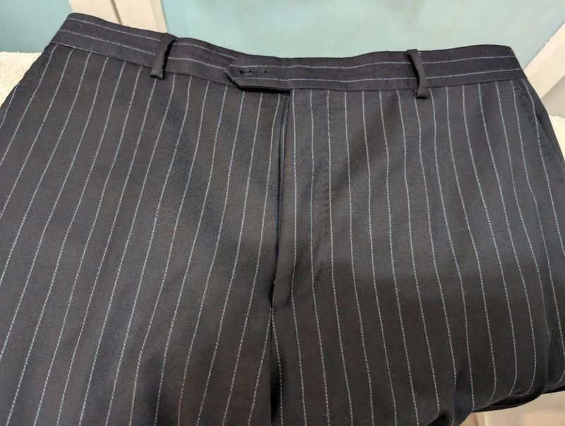 Merveilleux costume chalkstripe en flanelle