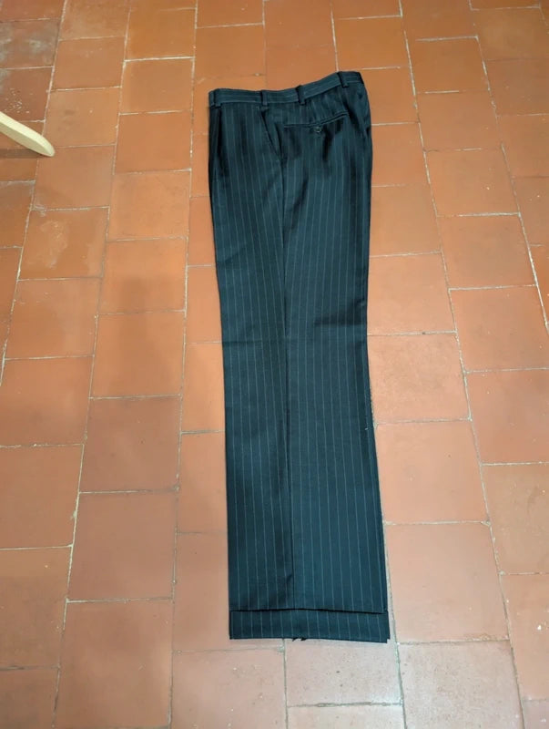 Magnifique costume pinstripe en laine