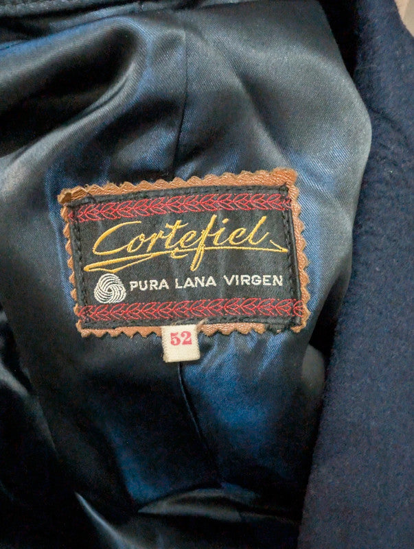Redoubtable navy blue wool double-breasted coat