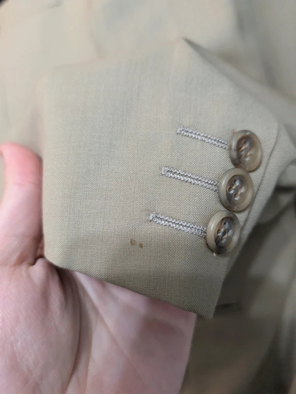 Giant beige sand wool costume