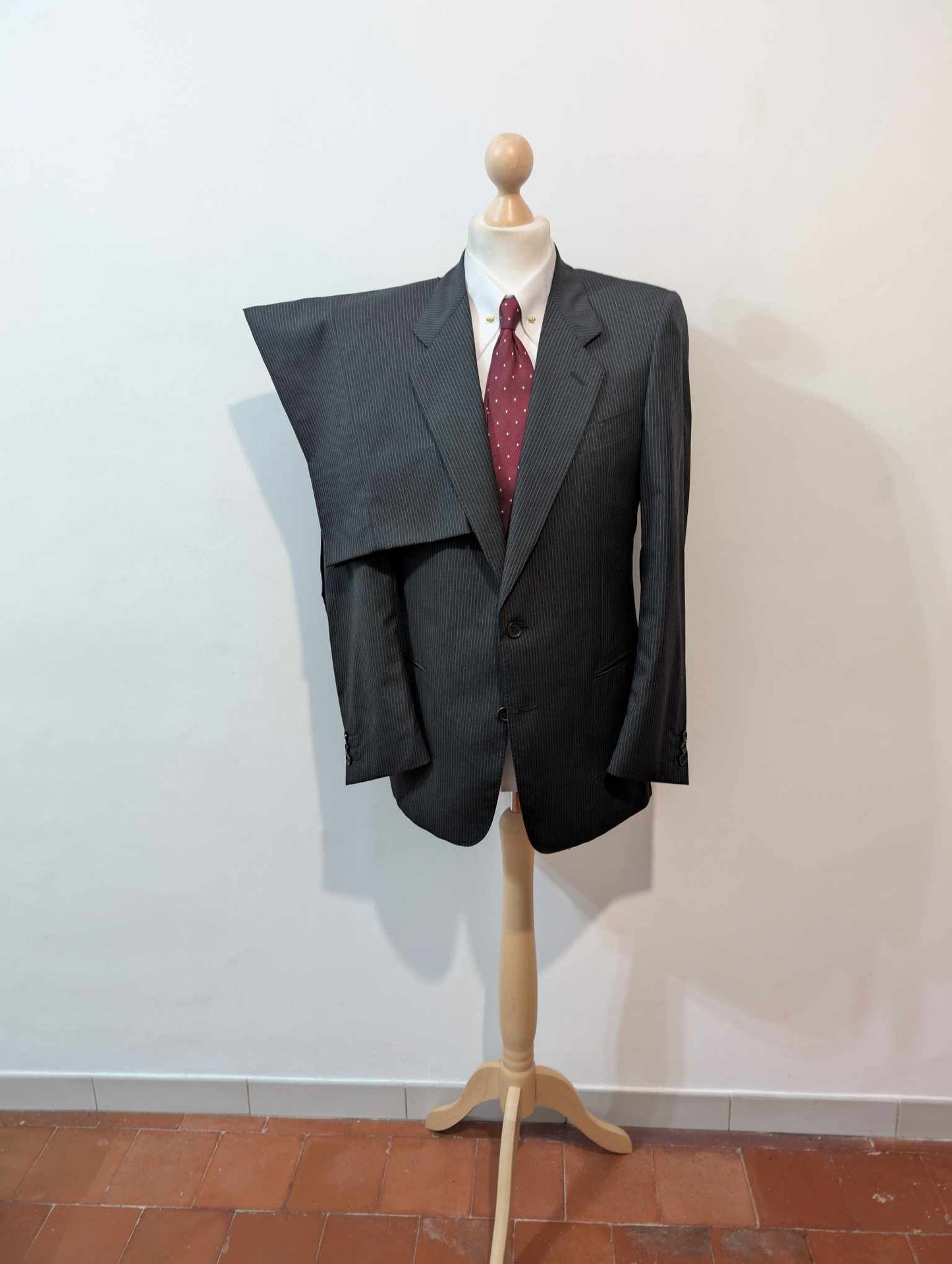 Magnifique costume pinstripe en laine
