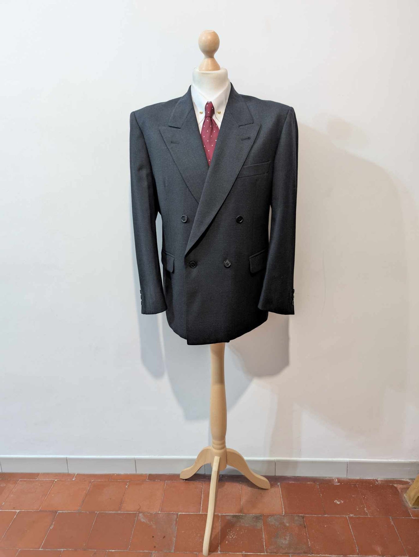 Classique costume croisé gris en laine