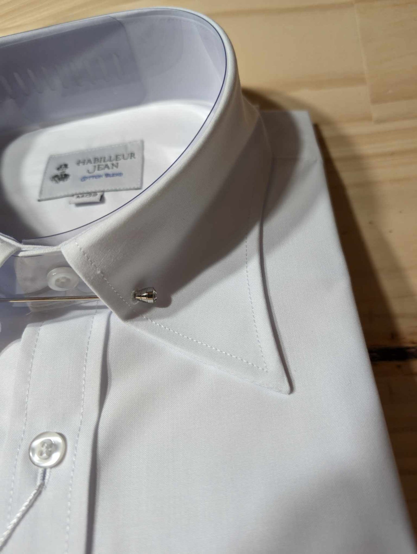 Cotton blend point collar shirt