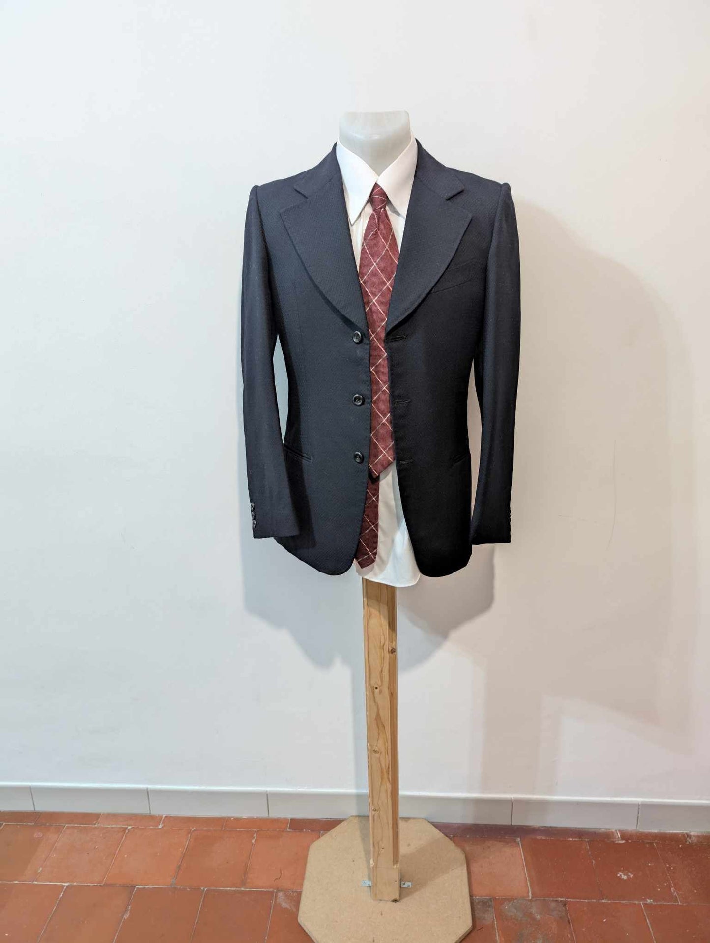 Petit costume bleu marine en laine