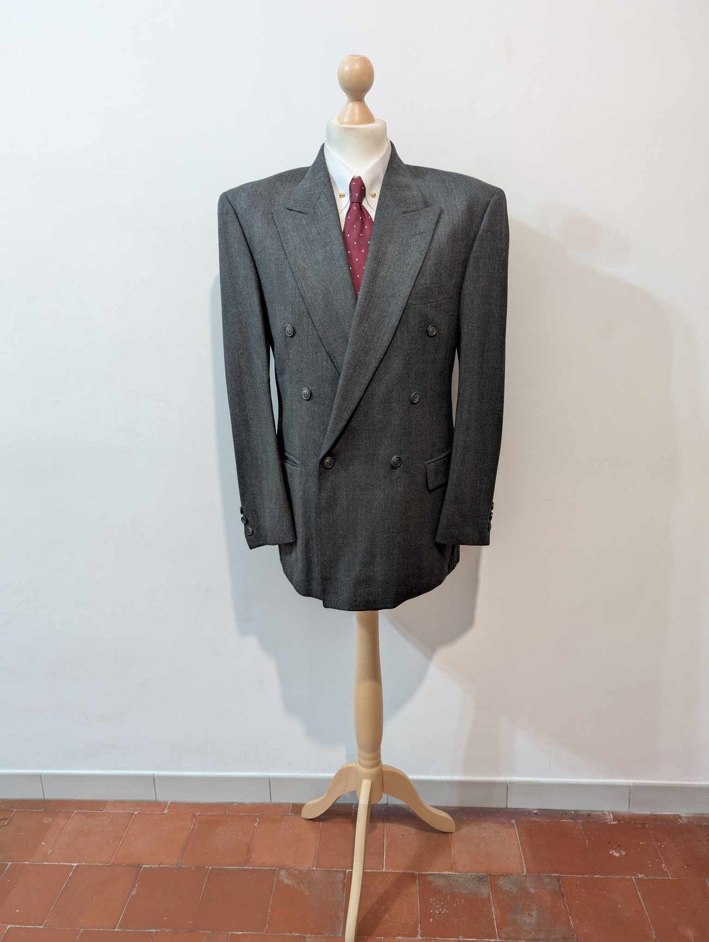 Magnifique costume croisé gris en flanelle