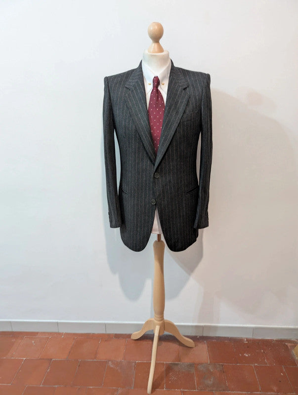 Effrayant costume chalkstripe en flanelle lourde