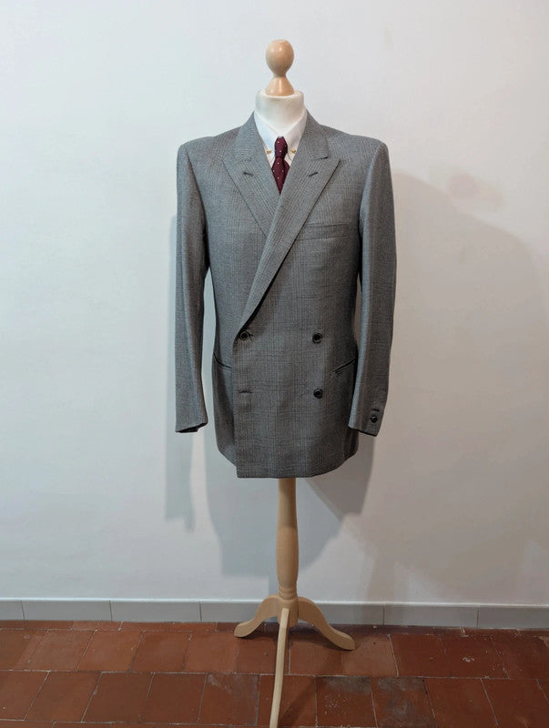 Adorable costume croisé gris en flanelle