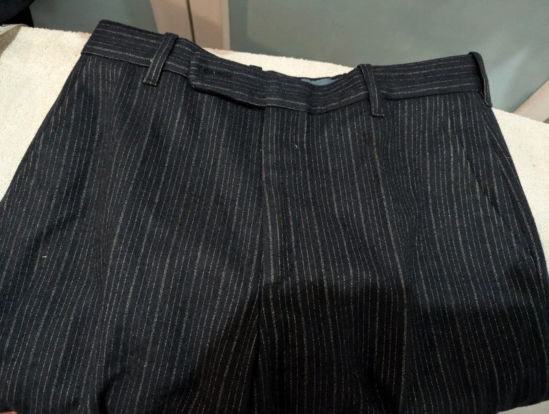 Mysterieux costume 3 piece pinstripe en flanelle