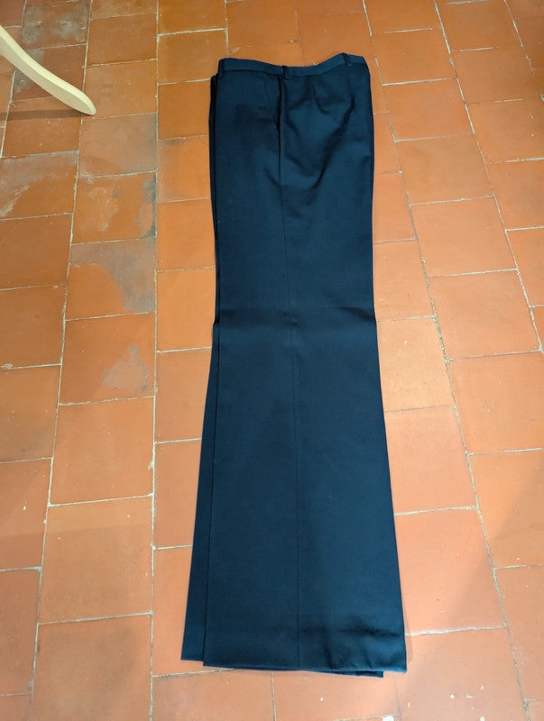 Wunderschöner 3-teiliger marineblauer Wollanzug