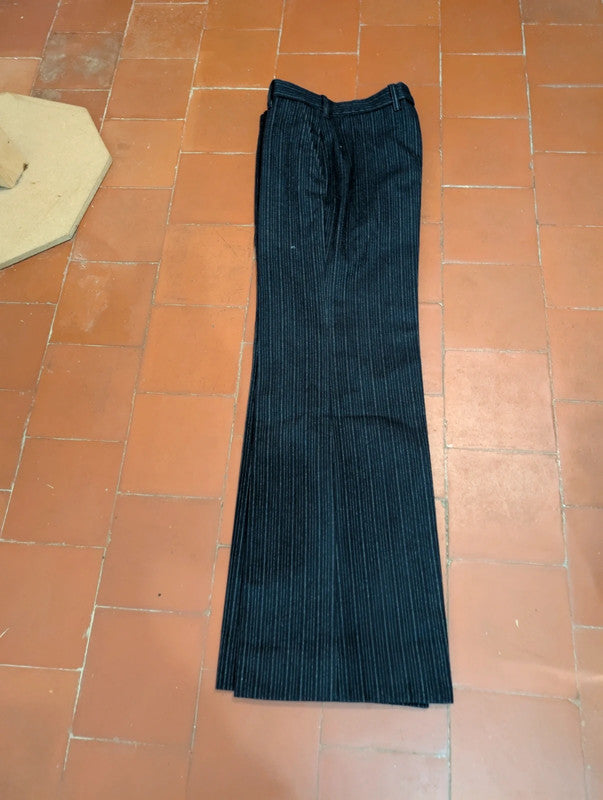 Mysterieux costume 3 piece pinstripe en flanelle