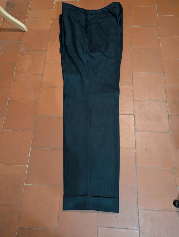 Merveilleux costume croisé pinstripe