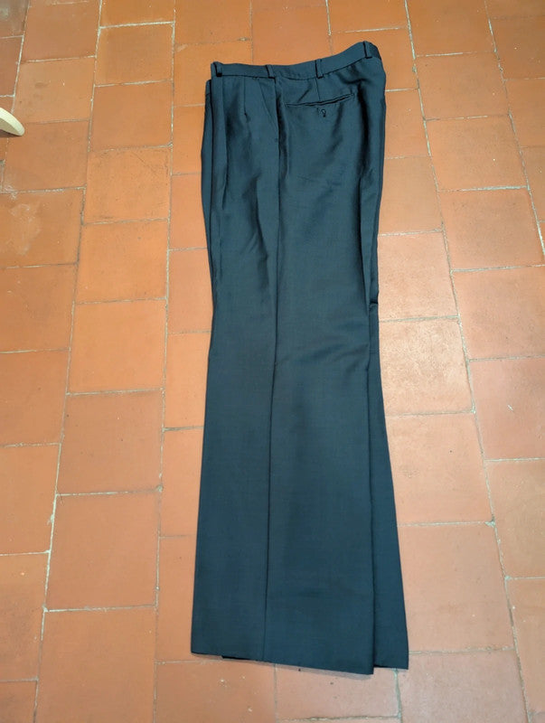 Excellent costume croisé gris bleu en laine froide