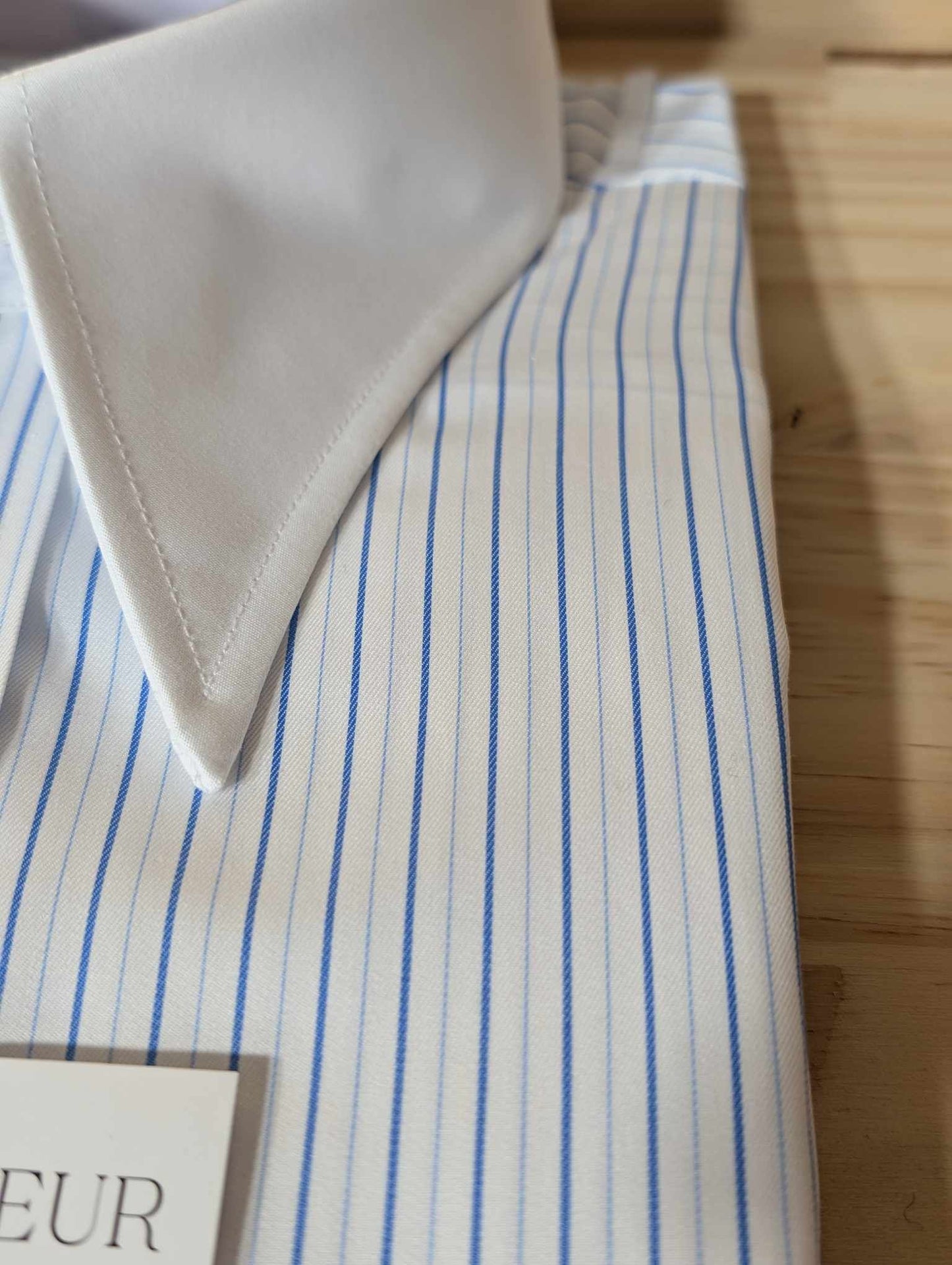 Chemise Winchester à rayures bleues col en pointe