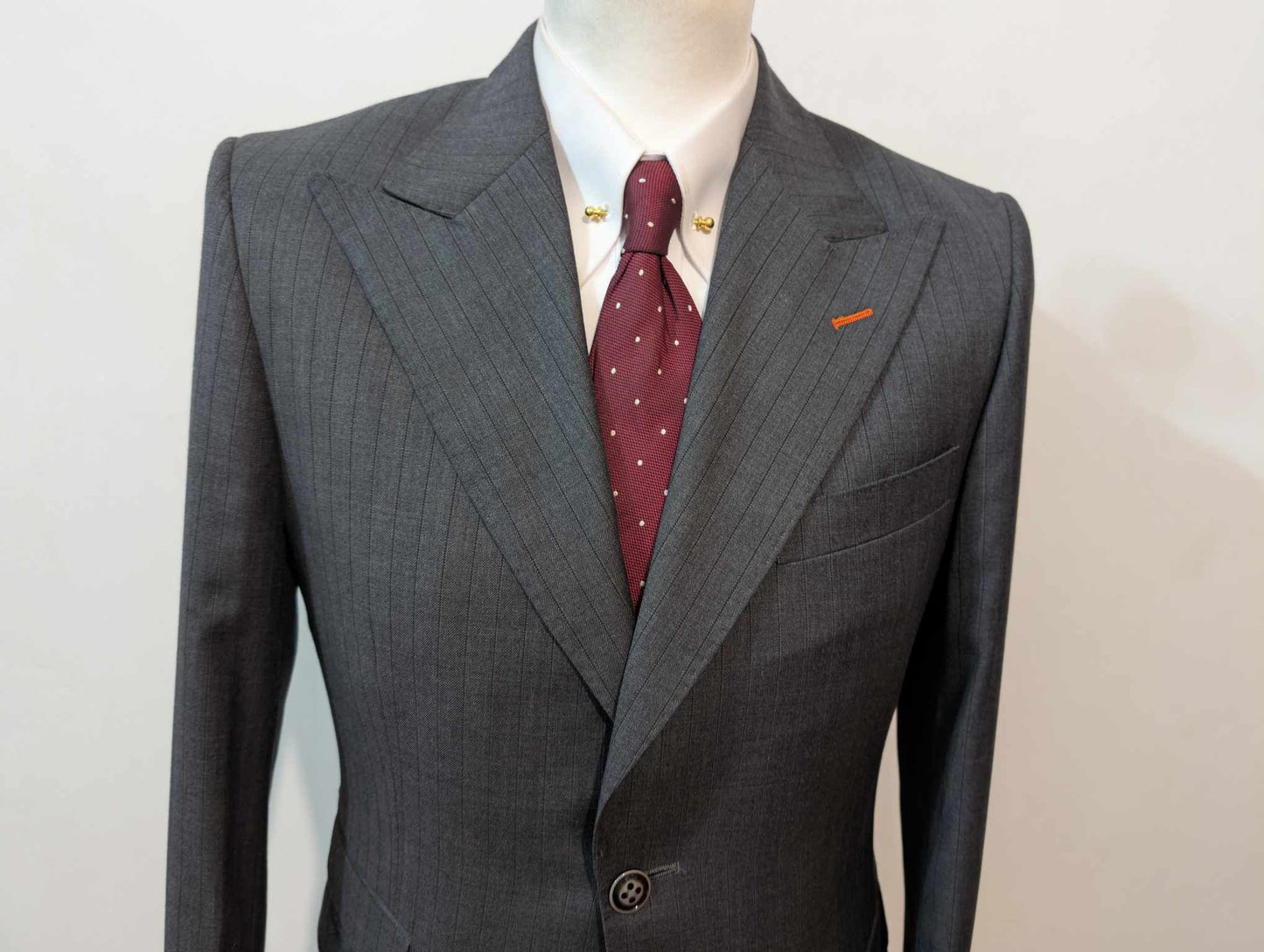 Fabuleux costume gris a rayure en laine