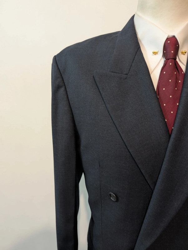 Ravissant costume croisé bleu marine en laine