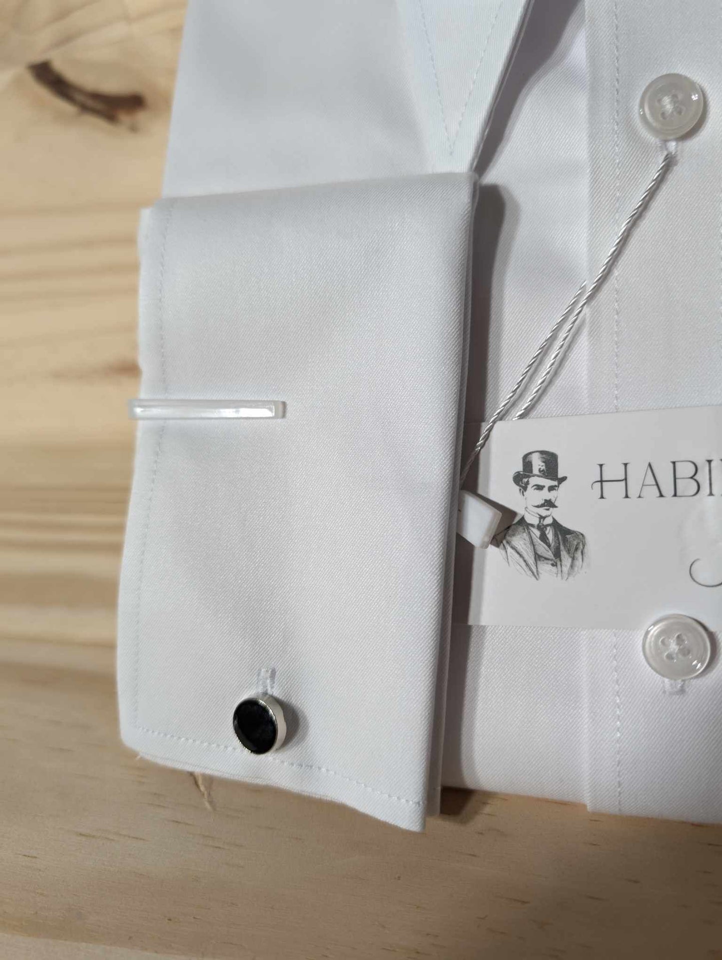 Double-twisted French collar shirt