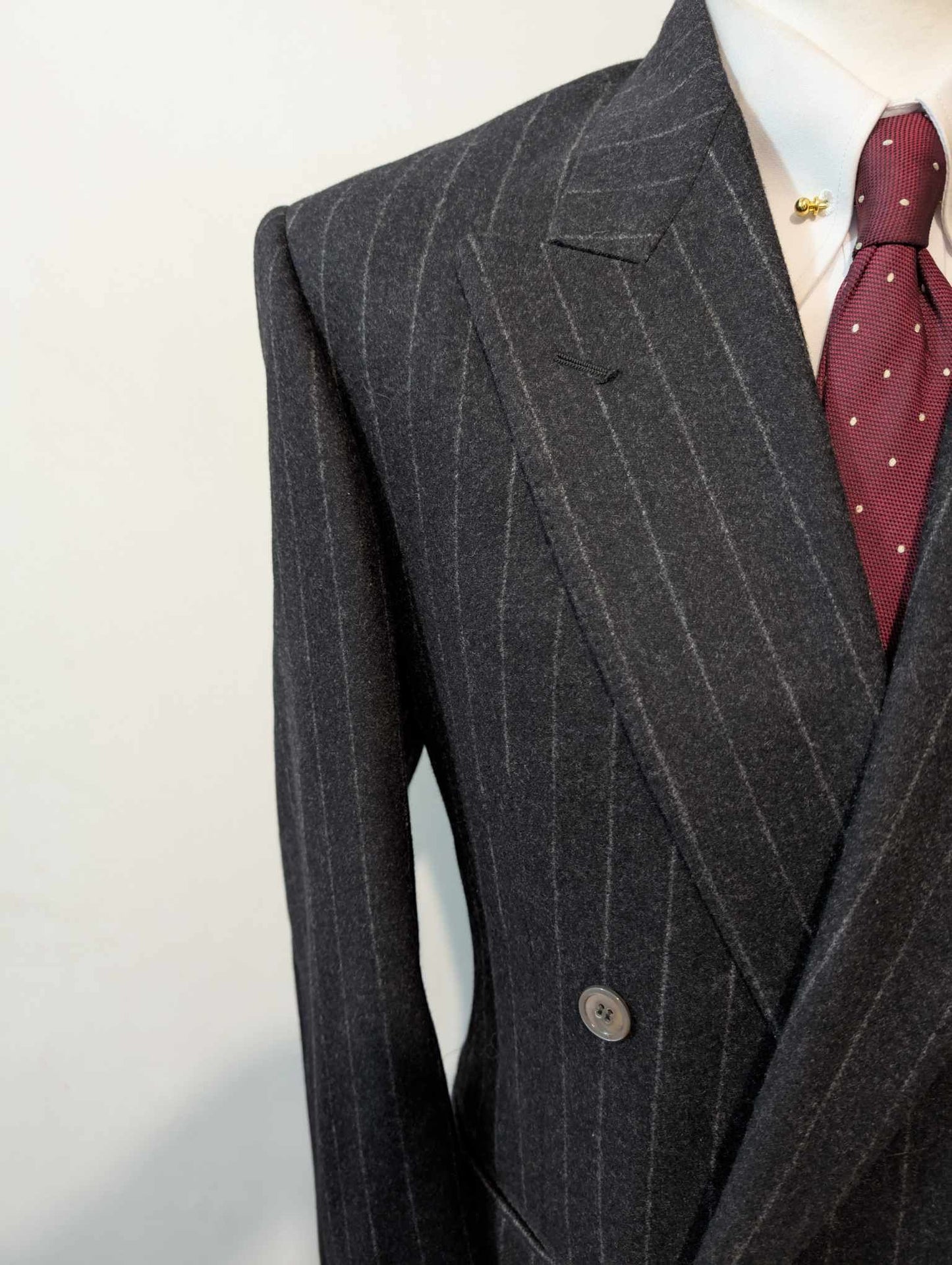 Vilain costume croisé chalkstripe en flanelle lourde