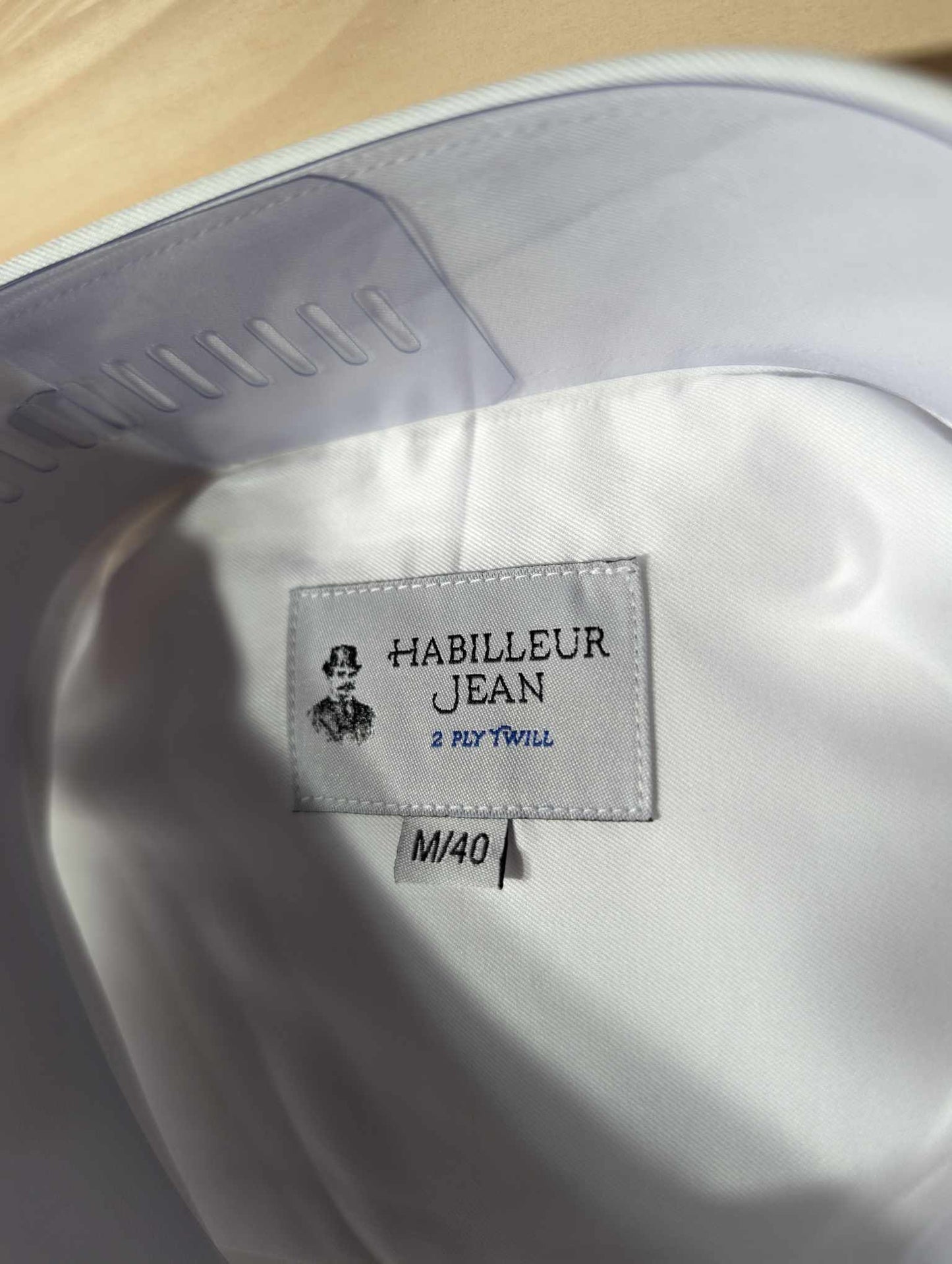 Double-twisted French collar shirt