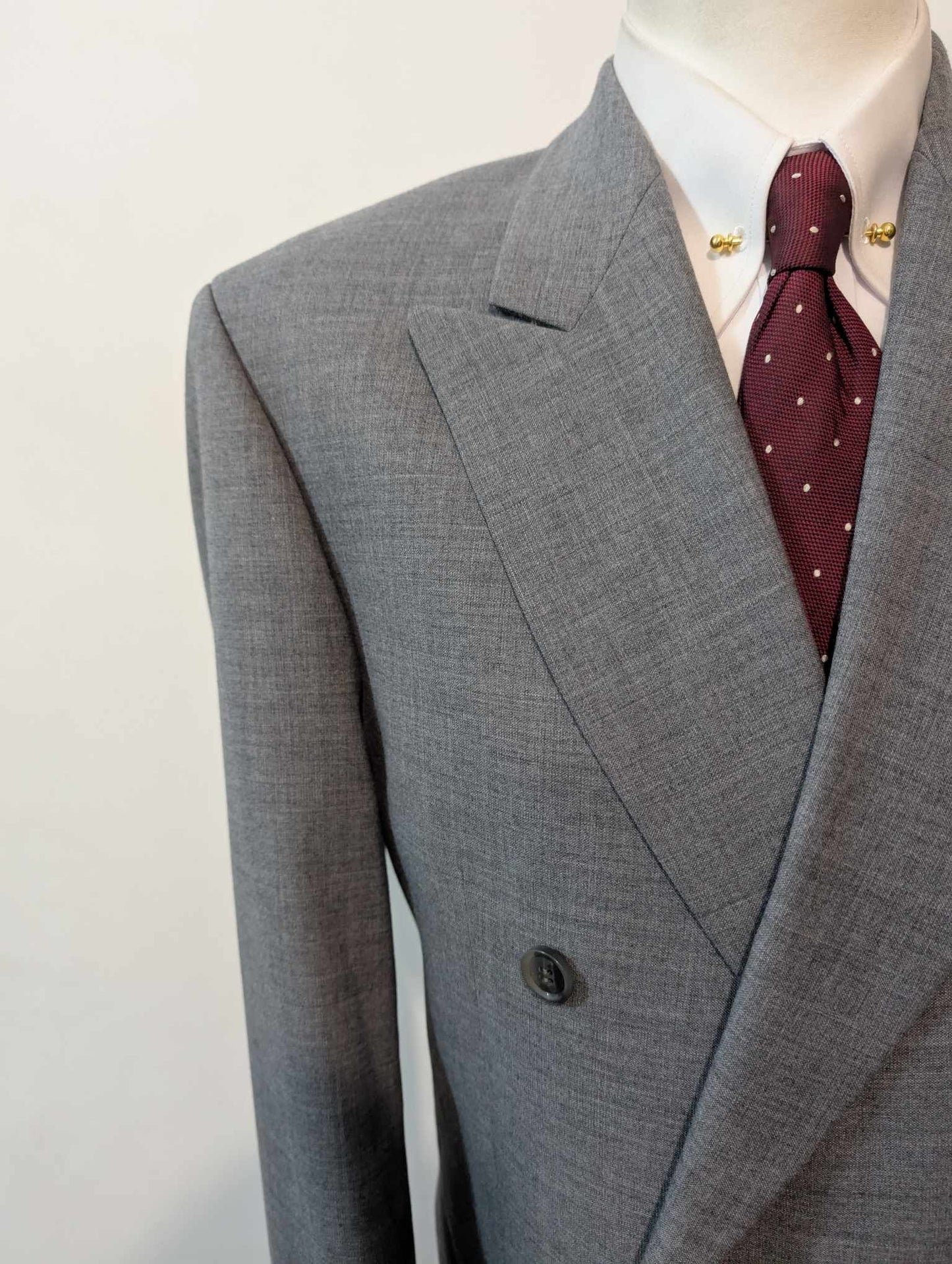Fabuleux costume croisé gris en laine froide