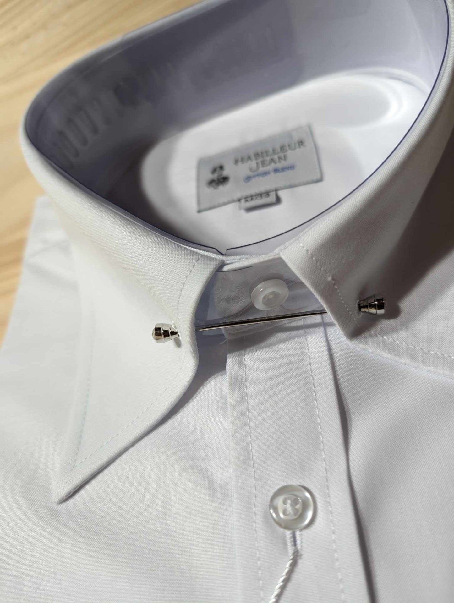 Cotton blend point collar shirt