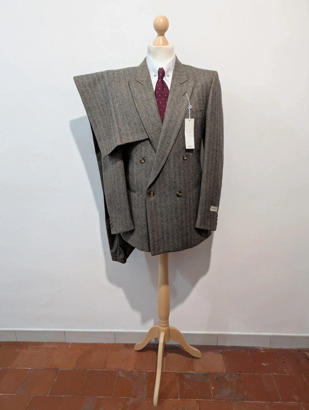 Exceptionnel costume croisé marron en donegale tweed