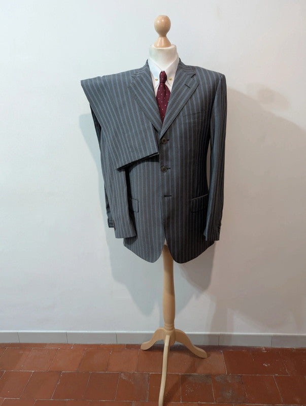 Furieux costume pinstripe en laine