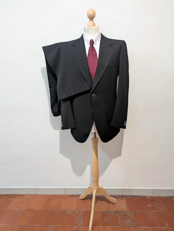 Super costume noir en laine