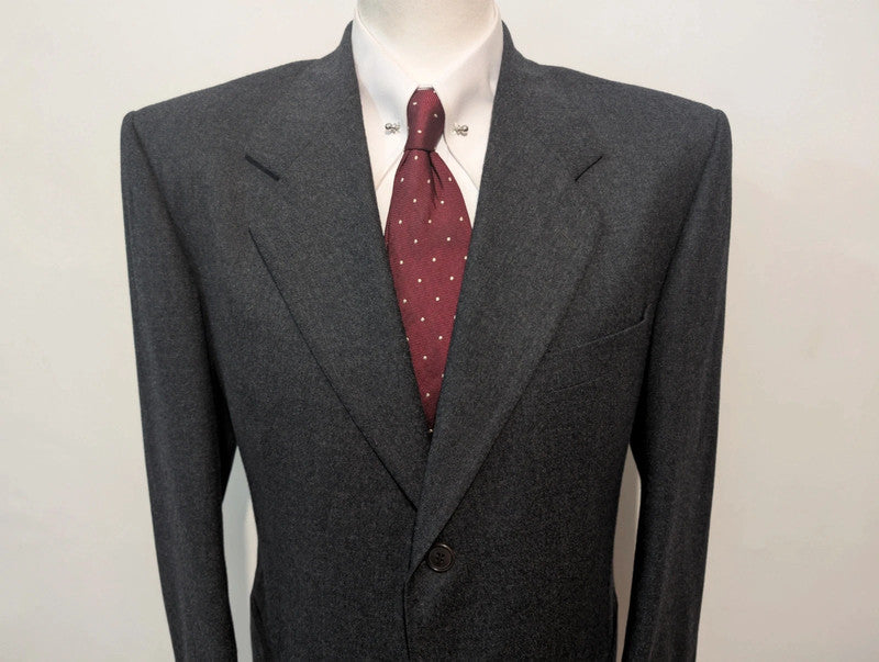 Fantastique costume gris en flanelle lourde