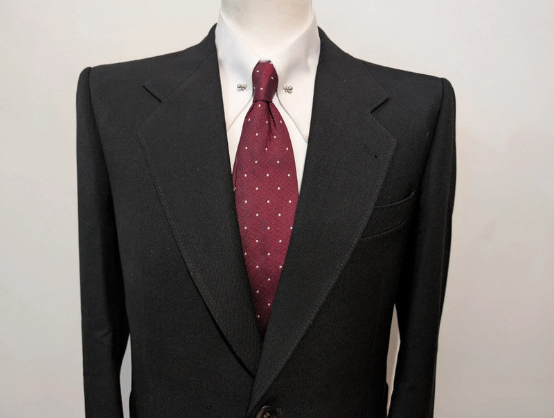 Super costume noir en laine