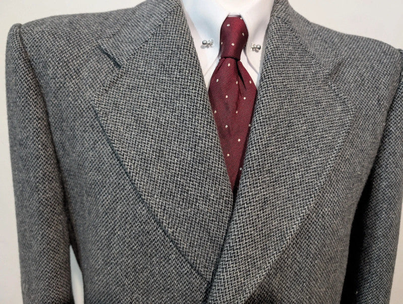 Magnifique manteau gris à chevron en tweed