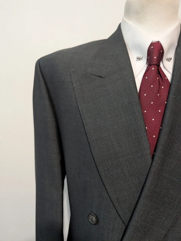 Sublime costume croisé gris en laine
