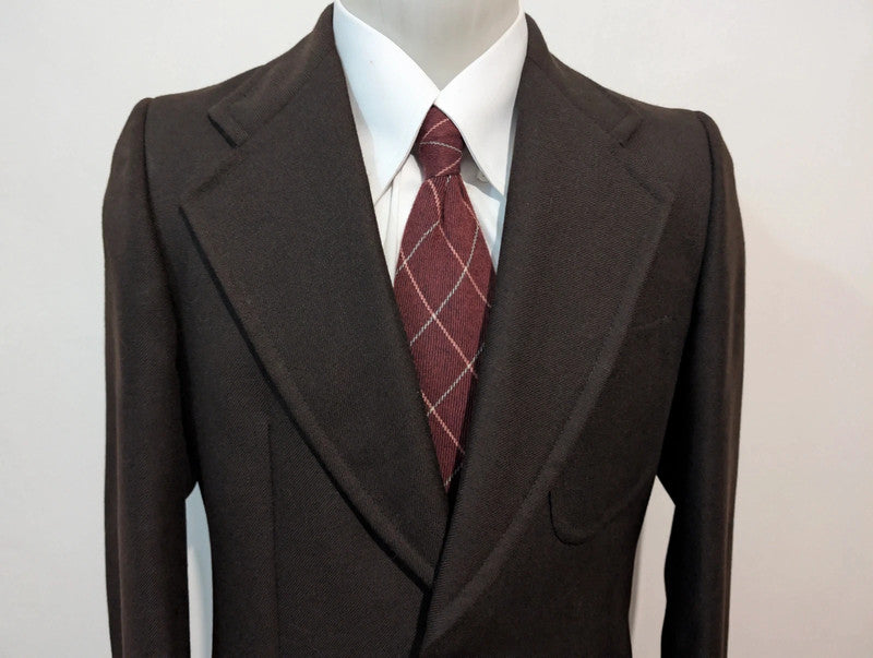 Schöne braune Wolljacke