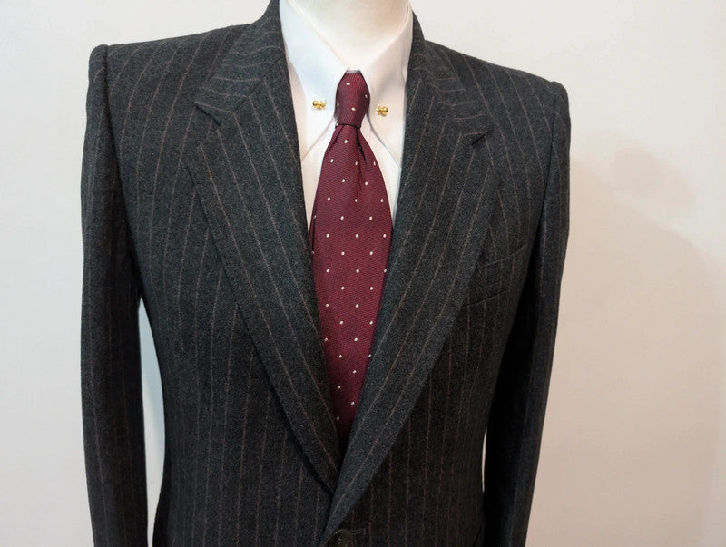 Effrayant costume chalkstripe en flanelle lourde