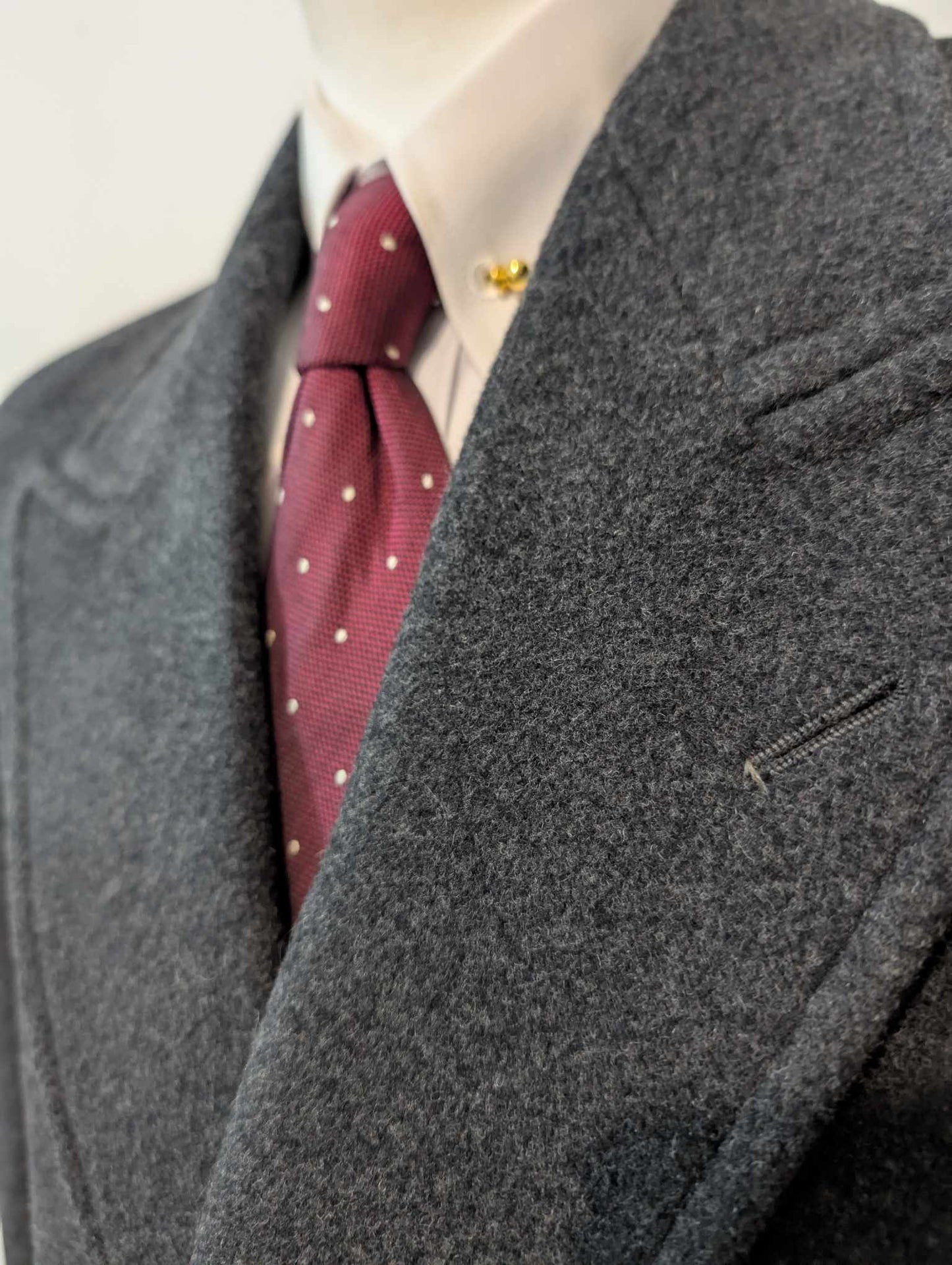 Classique manteau croisé gris en laine