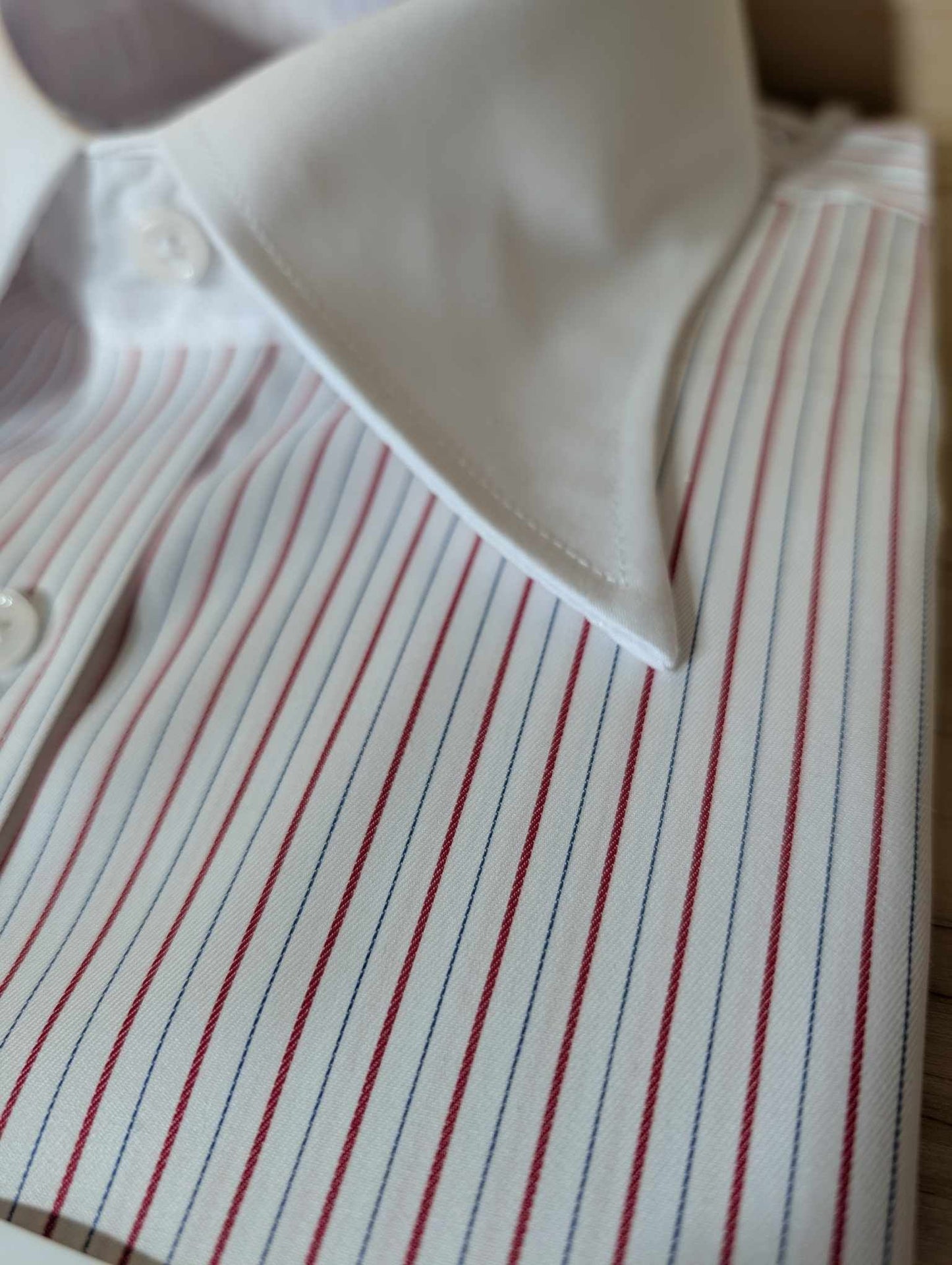 Chemise Winchester à rayures rouges col français