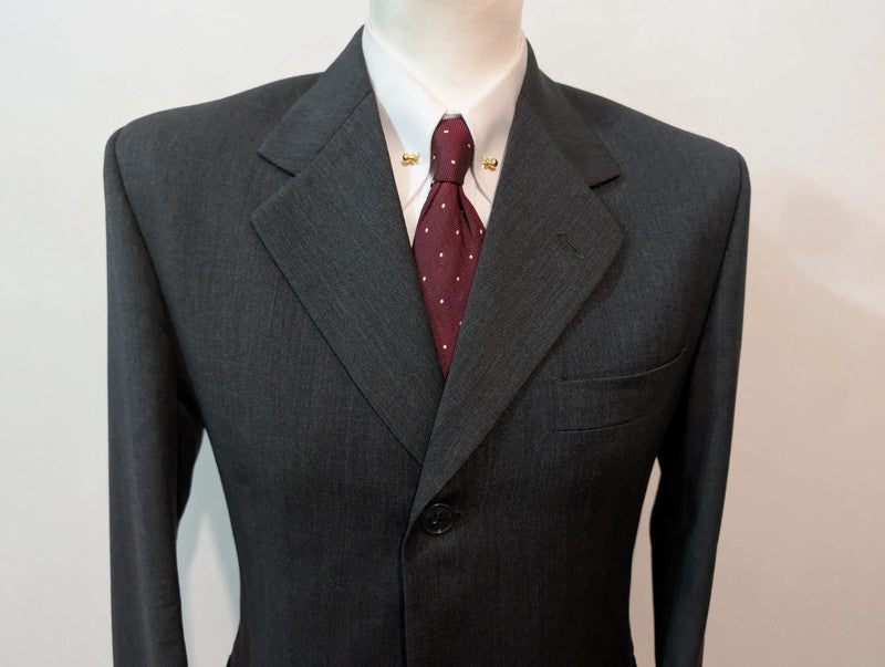 Classique costume gris en laine