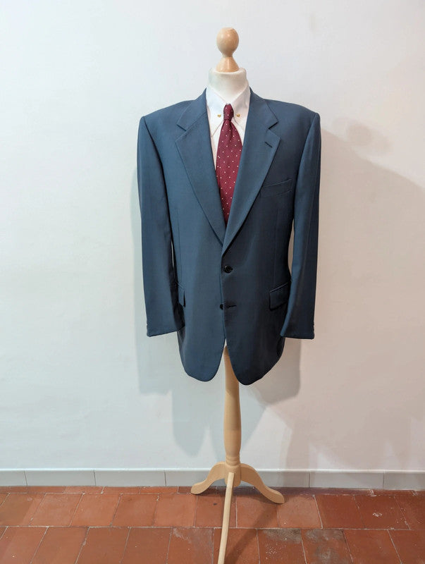 Classique costume bleu en laine légère