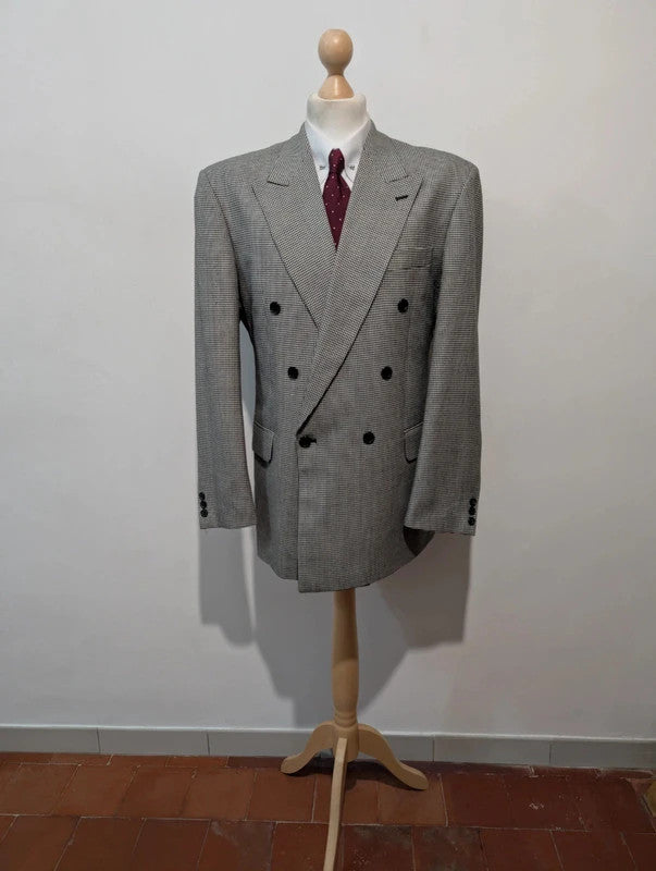 Original costume croisé en pied de poule