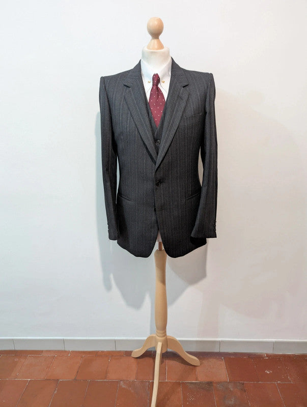Gentil costume 3 piece pinstripe en flanelle