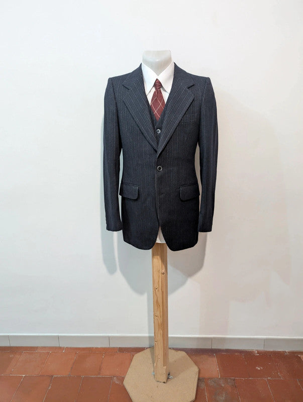 Mysterieux costume 3 piece pinstripe en flanelle
