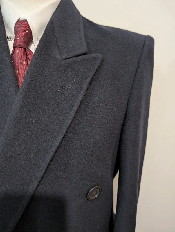 Classique manteau croisé bleu marine en laine