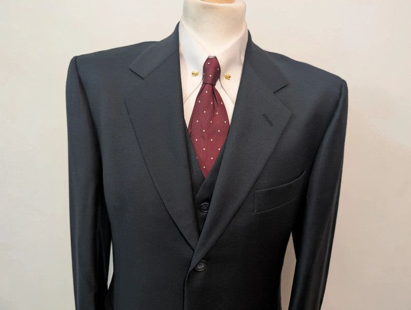 Classique costume 3 pièces bleu marine en laine
