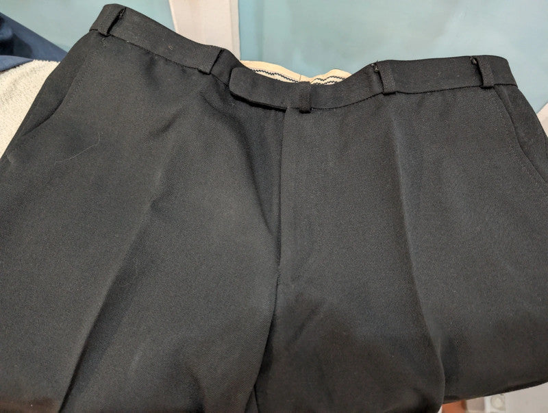 Super costume noir en laine