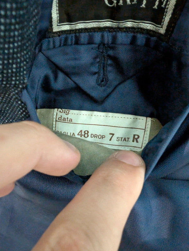 Gentille petite veste en laine