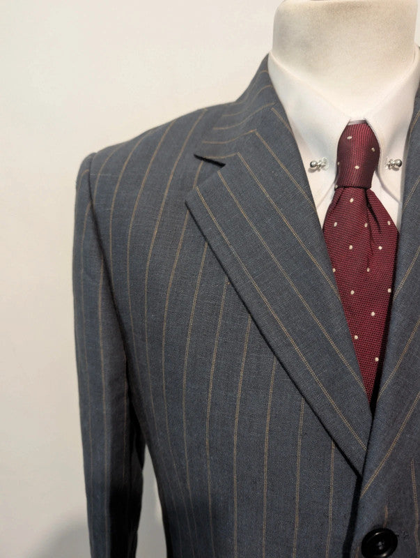 Redoutable costume pinstripe en lin