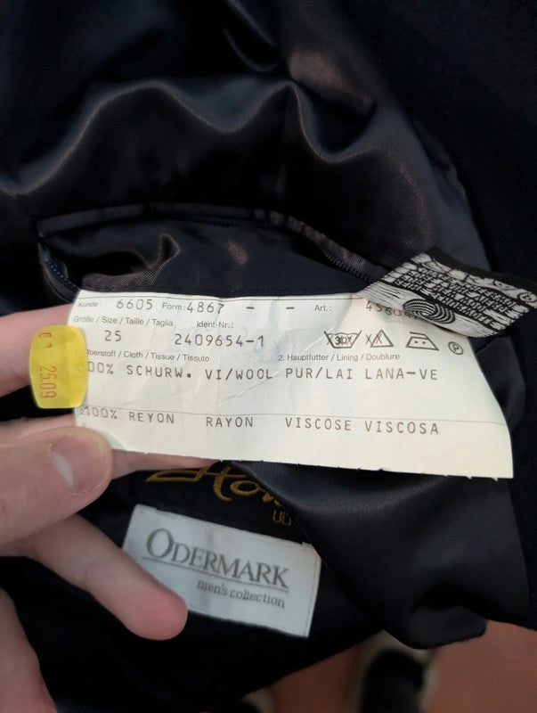 Magnifique manteau croisé bleu marine en laine