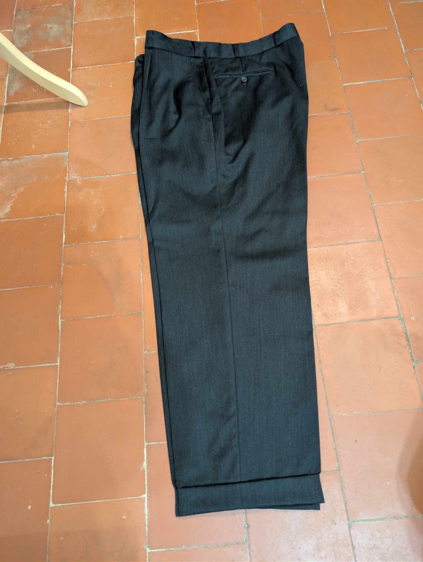 Classique costume croisé gris en laine