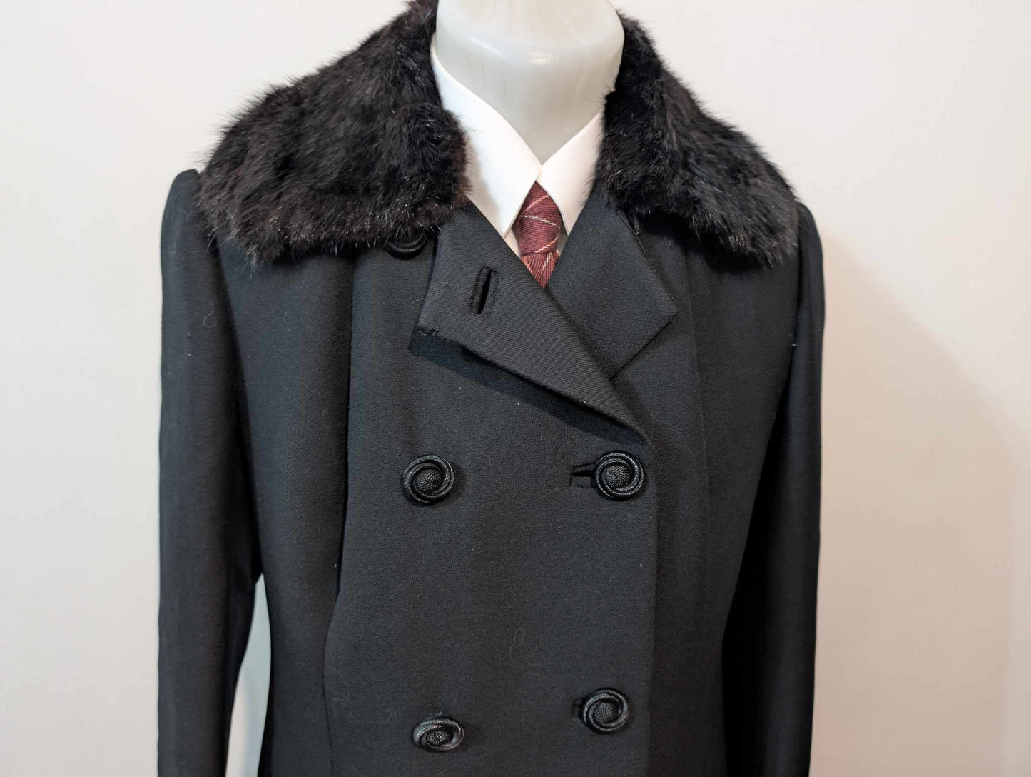 Mignon manteau croisé noir femme